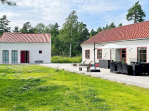 10 person holiday home in KATTHAMMARSVIK in Katthammarsvik